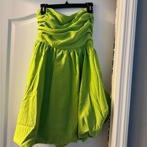 NWT New York and Company Strapless Back Bow Mini Dress